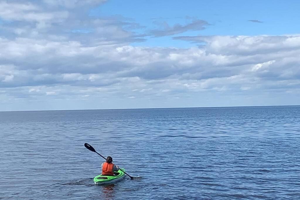 Maison Sur Le Lac Desbiens Kültér fotó