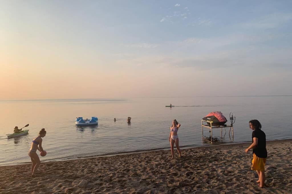 Maison Sur Le Lac Desbiens Kültér fotó